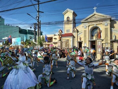 San Pedro, Laguna brings back Sampaguita flower festival.